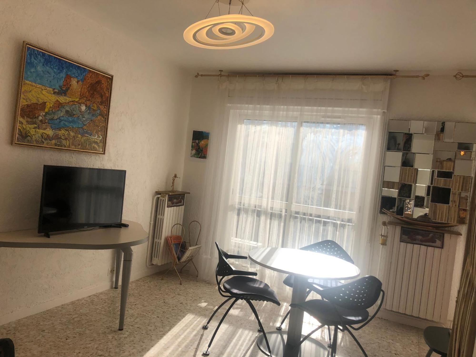 Apartment Logement Promenade De La Torse A Aix-En-Provence Aix-en-Provence